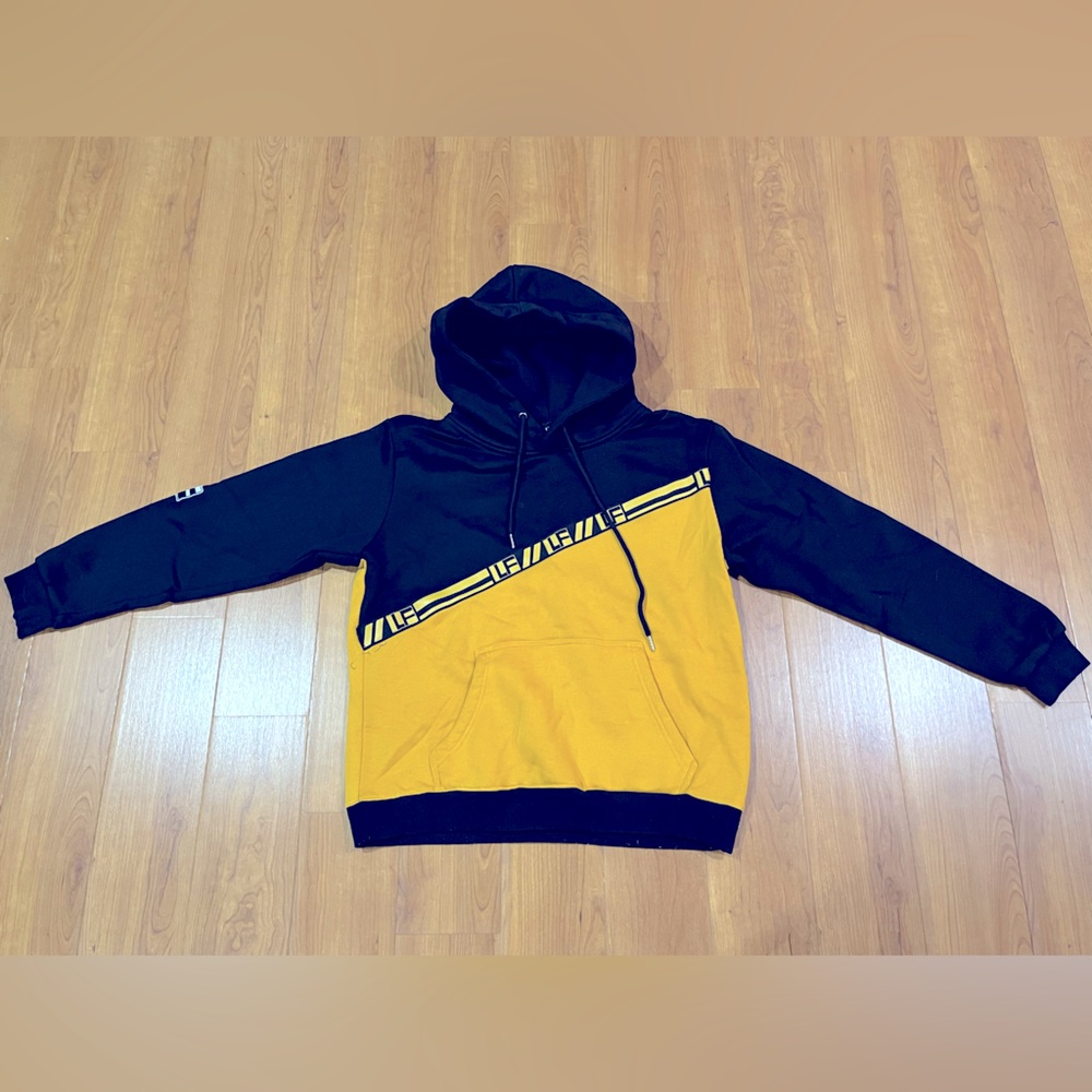 LF Los Angeles Black and Yellow Hoodie. Unisex. Adult Medium